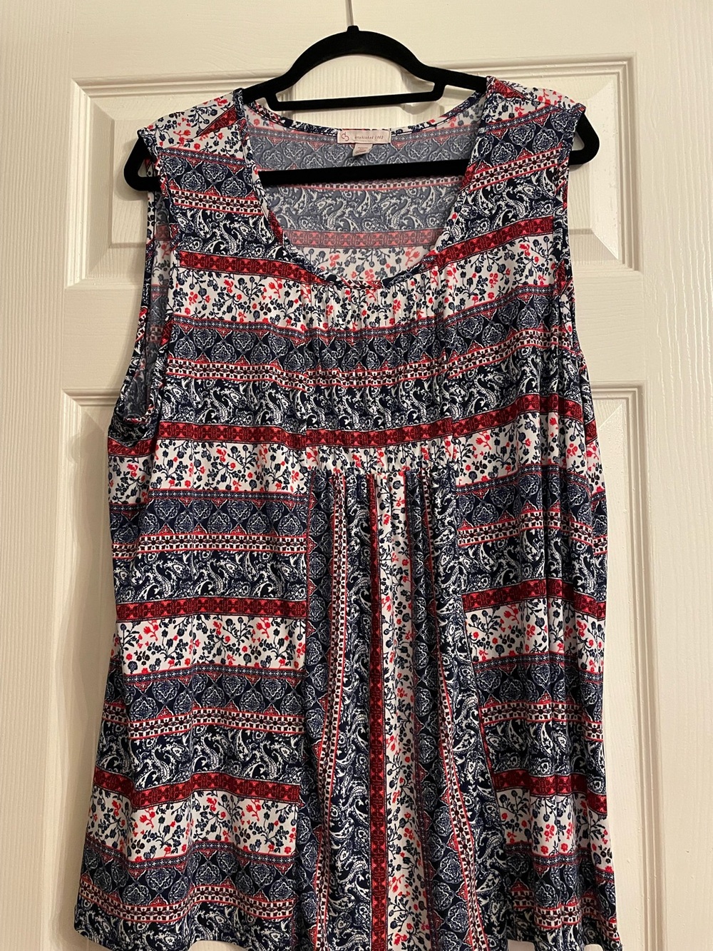 Westport Navy, Red & White Printed Sleeveless Camisole